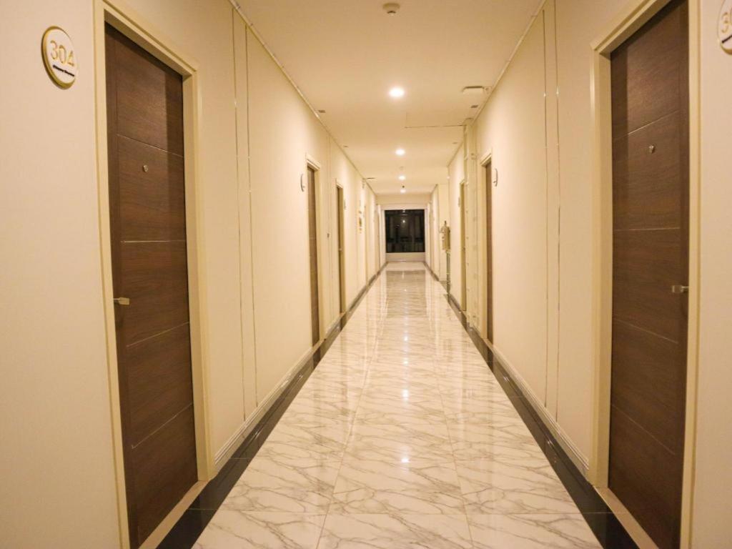 Aiyara Riverine Hotel, ナコンパノム エクステリア 写真