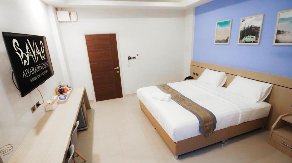 Aiyara Riverine Hotel, ナコンパノム エクステリア 写真