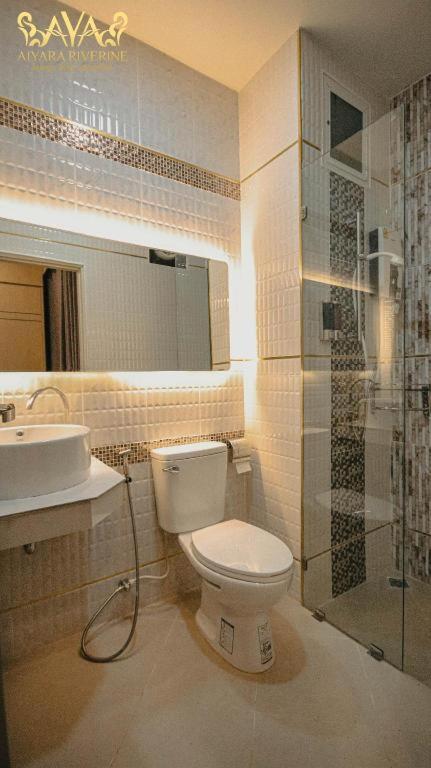 Aiyara Riverine Hotel, ナコンパノム エクステリア 写真
