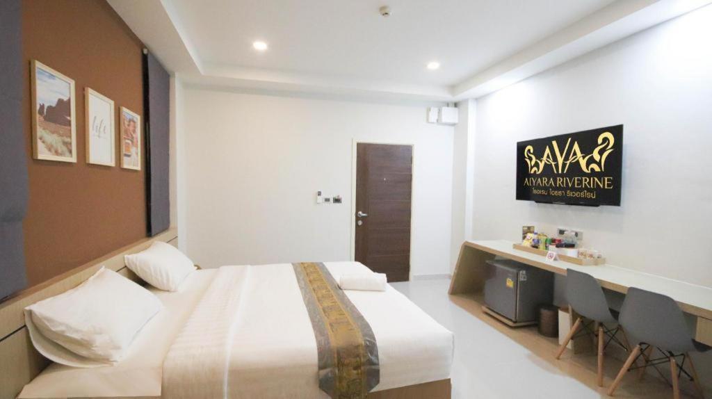Aiyara Riverine Hotel, ナコンパノム エクステリア 写真