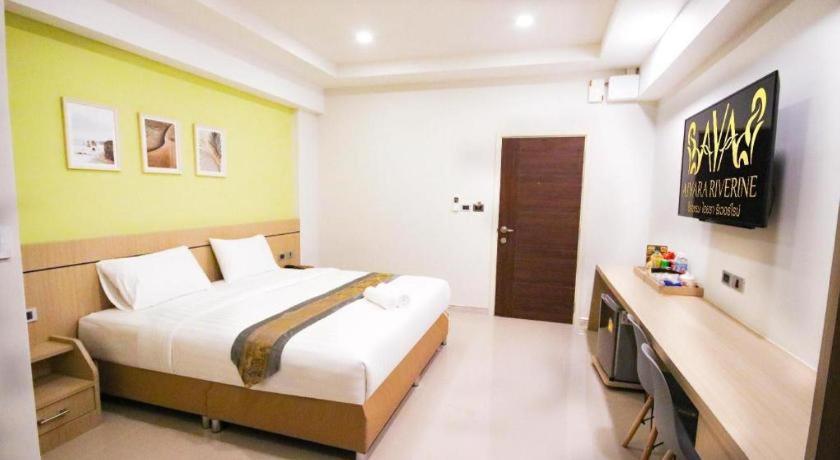 Aiyara Riverine Hotel, ナコンパノム エクステリア 写真