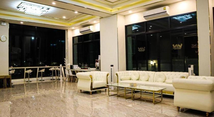 Aiyara Riverine Hotel, ナコンパノム エクステリア 写真